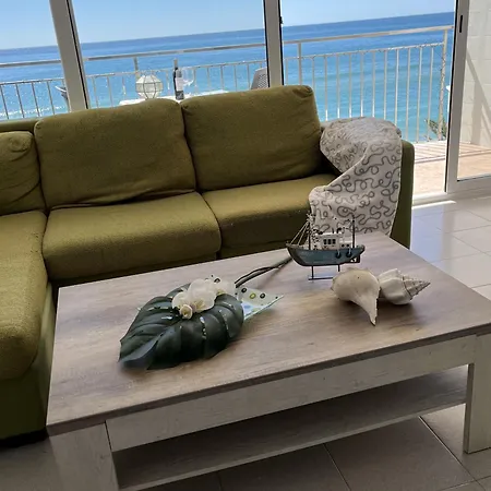 Apartamento El Crucero, Vive Unas Vacaciones En El Mar